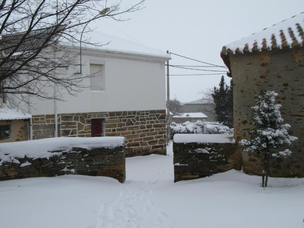 Hotel Rural Molino Del Arriero Luyego de Somoza Exterior photo